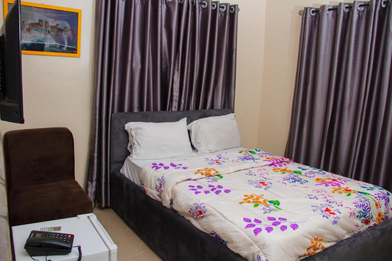 Go2Hotel45 Λάγος Εξωτερικό φωτογραφία