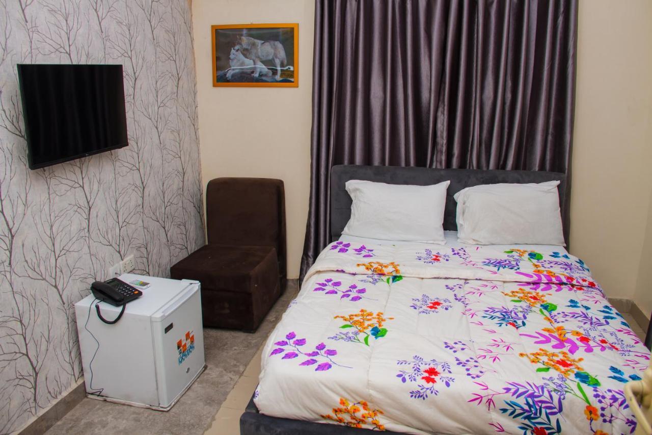 Go2Hotel45 Λάγος Εξωτερικό φωτογραφία